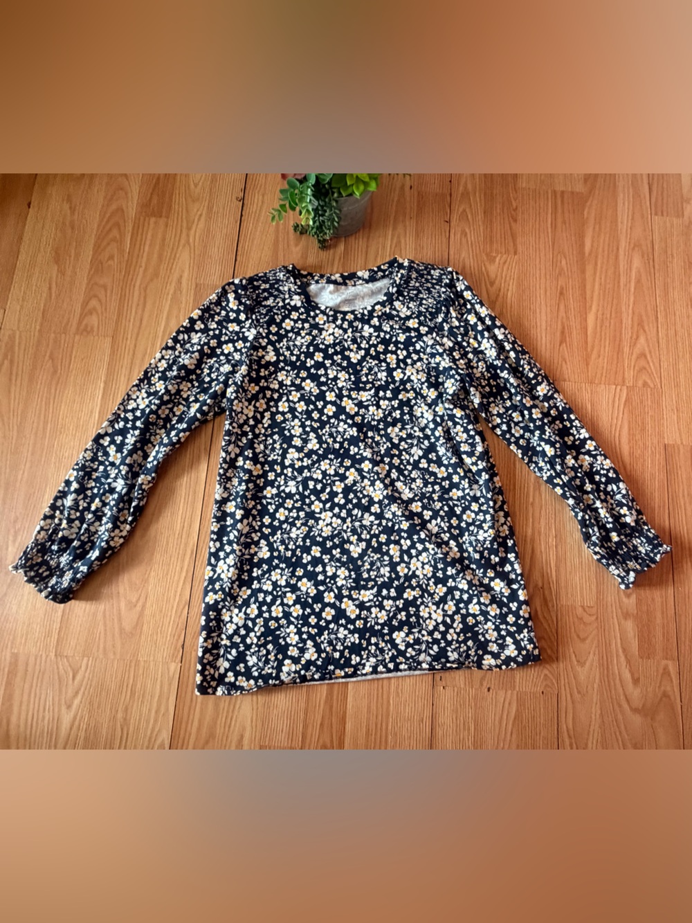J. Jill Smocked Tunic Top Navy Blue Floral Daisy Long Sleeve Cotton S oversize